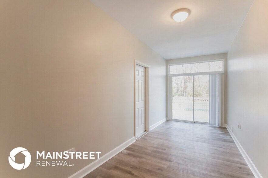 Building Photo - 127 Milbros Ln