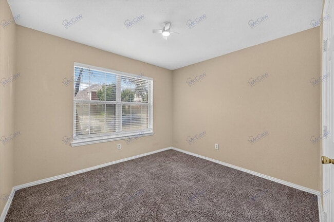 Building Photo - 5079 Postwood Dr
