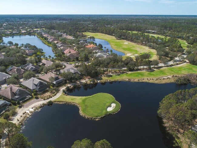 Building Photo - 17 N Village Dr