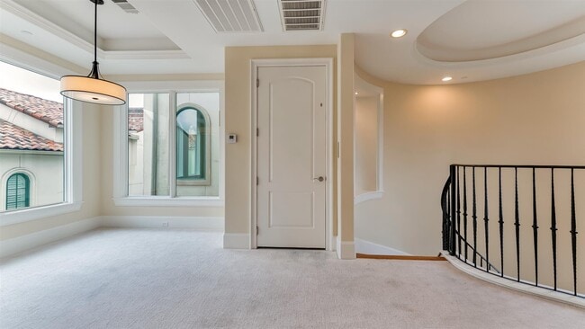 Building Photo - 1700 Sunset Blvd