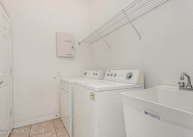 Building Photo - 3145 Soft Breeze Cir