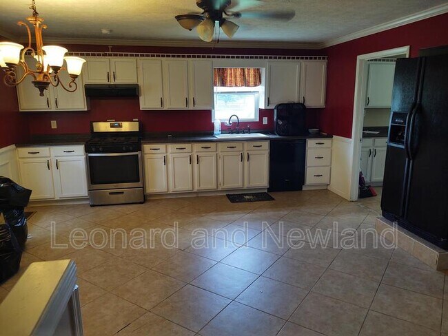 Building Photo - 17372 Leatherwood Rd