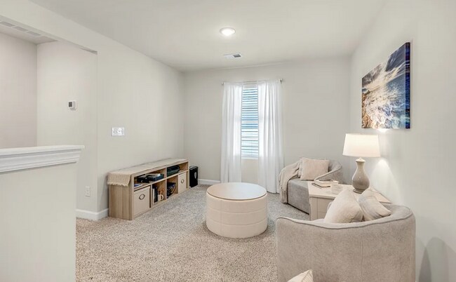 Building Photo - Modern 3 Bedroom Home Available October 1s...