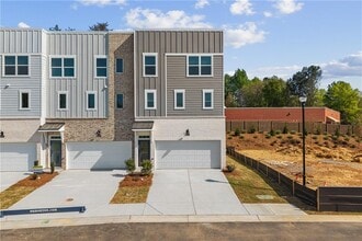 Building Photo - 3571 Overlook Rd NW