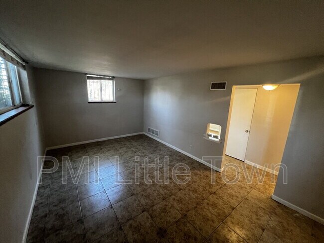 Building Photo - 3620 Hudson St