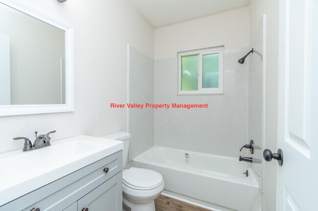 Building Photo - Available Now! Adorable remodeled Cottage,...