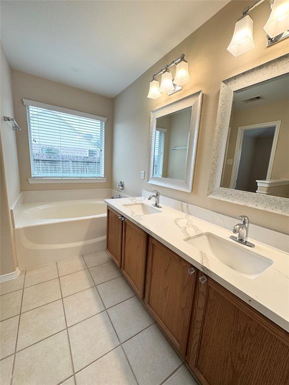 Building Photo - 7039 Durango Creek Dr