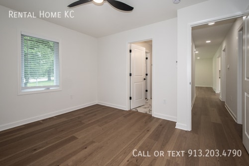 Building Photo - 8400 W 93rd St
