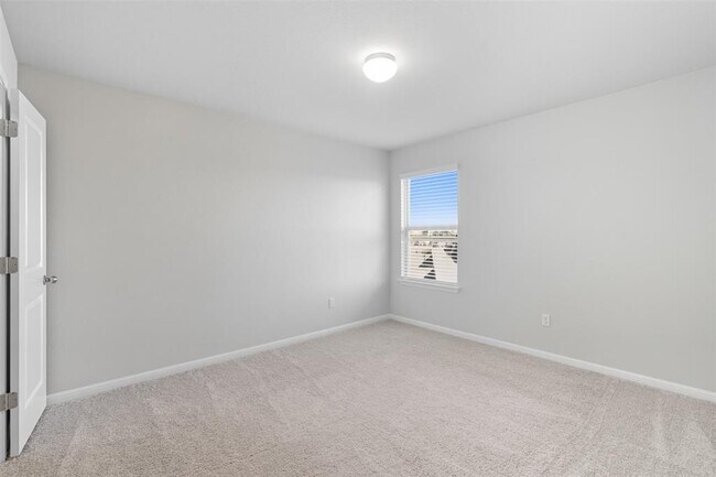 Building Photo - 200 Driftwood Ln