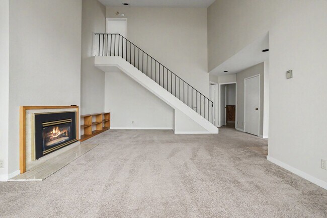 Building Photo - Charming 2 Bedroom Pacific Grove Home with Ocean Views