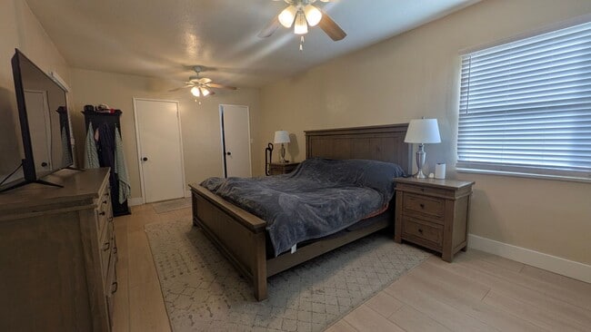 Building Photo - Newly remodeled home near Magnolia Center