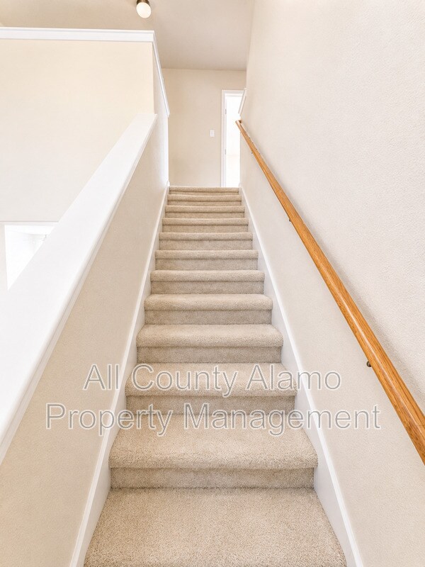 Building Photo - 4919 Celtic Cor