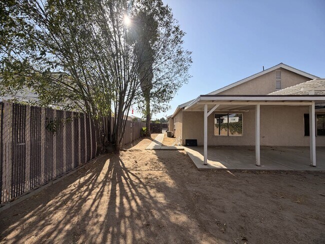 Building Photo - 15366 Black Shadow Dr