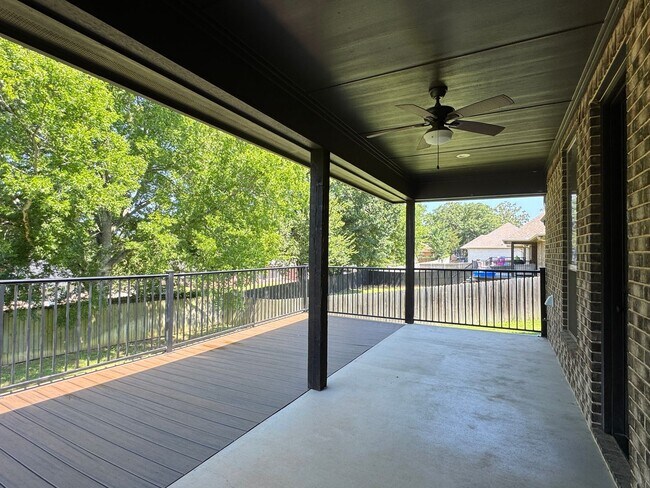 Building Photo - 11248 Fox Trail