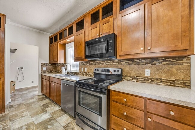 Building Photo - Wilson Tri-Plex