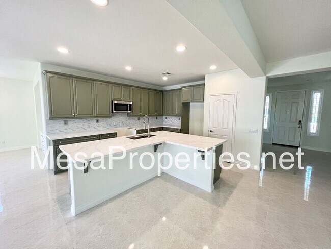 Building Photo - 6646 Whitewell Rd