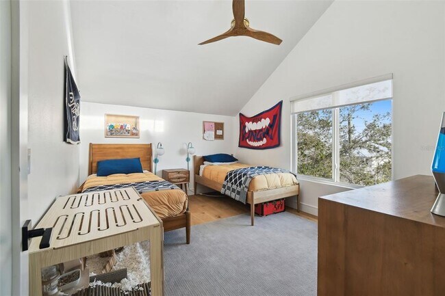 Building Photo - 1640 Seabreeze Dr