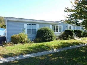 Building Photo - 31 Sawgrass Rd