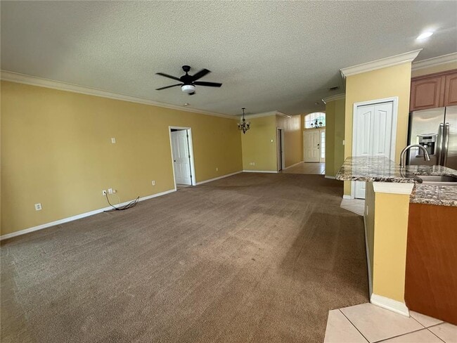 Building Photo - 19138 Meadow Pine Dr