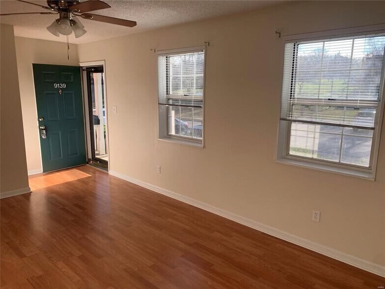 Building Photo - 9139 Wrenwood Ln