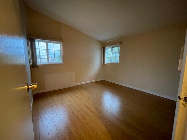 Building Photo - 18556 Community St