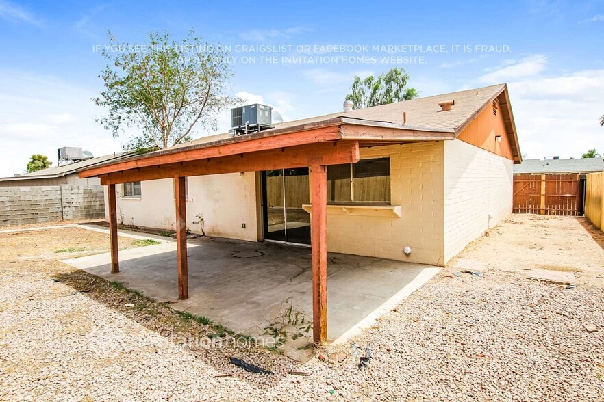 Building Photo - 7556 W Turney Ave