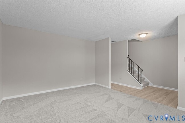 Building Photo - 2613 Chancer Dr