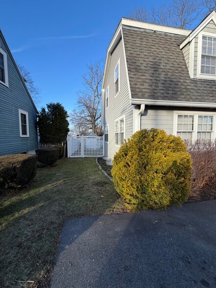 Building Photo - 100 Kimball Rd