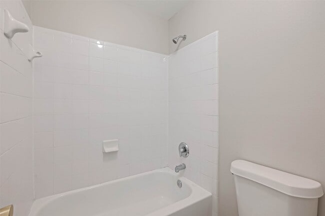 Building Photo - 5011 Redwing Brook Trail