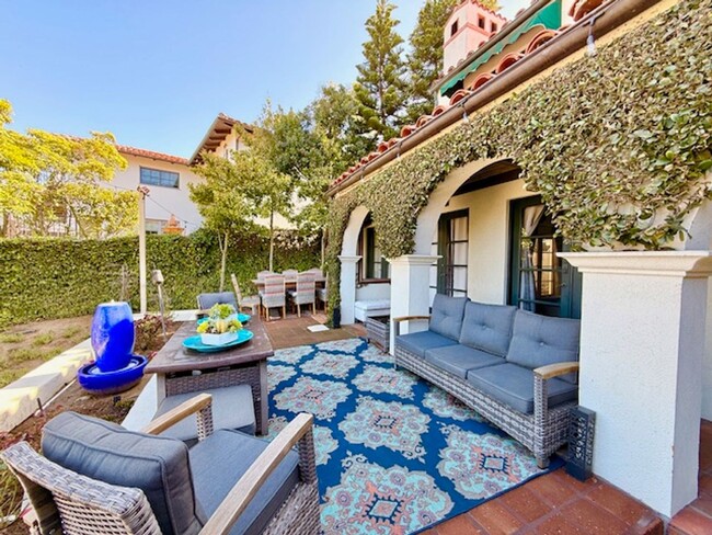 Building Photo - Charming Classic Spanish-Style Home in His...