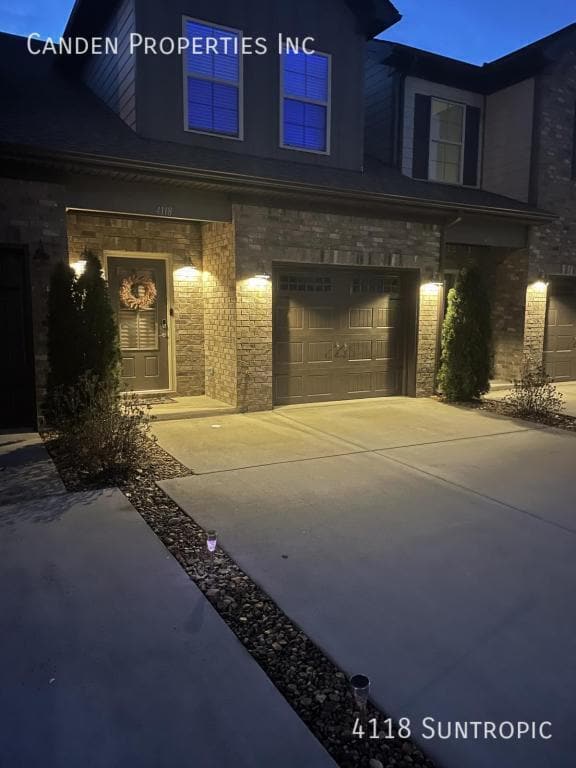 Building Photo - 4118 Suntropic-