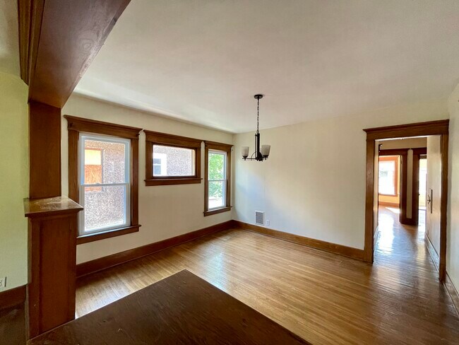 Building Photo - 786 McKinley Pkwy