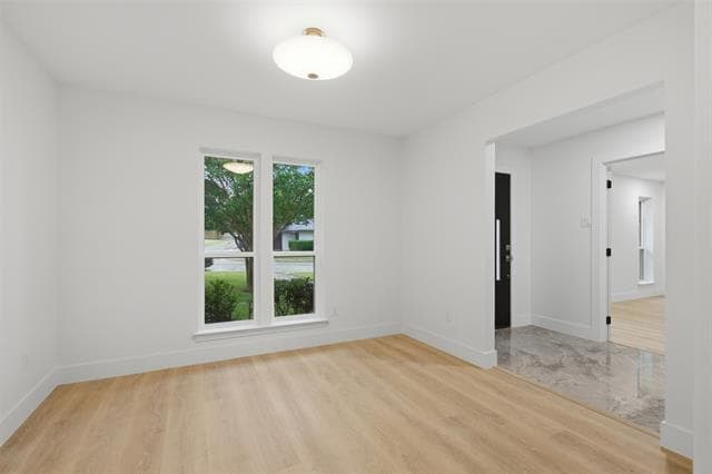 Building Photo - 7515 Meadow Oaks Dr