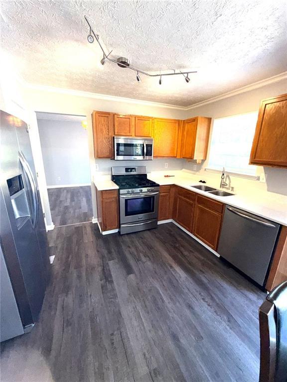 Building Photo - 1581 Water Lily Way SE