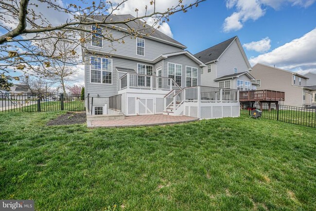 Building Photo - 15000 Gossom Manor Pl