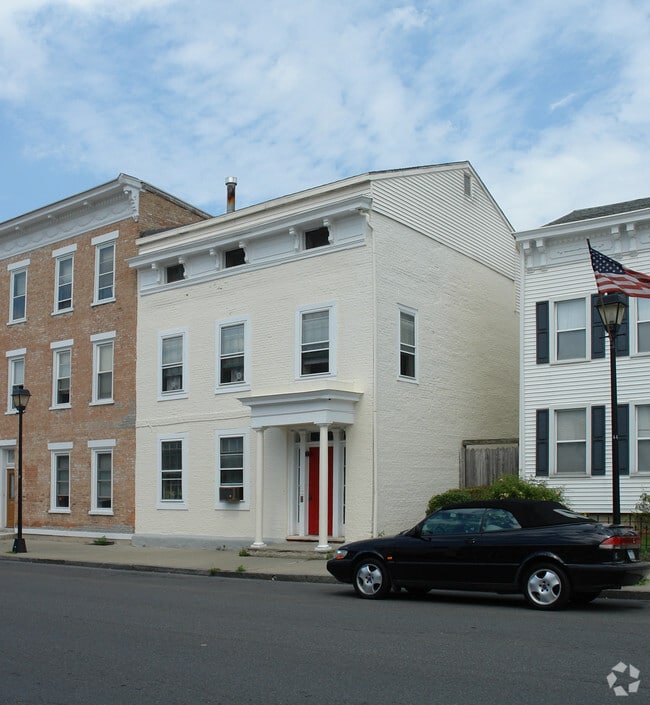 208 Warren St 208 Warren St Hudson NY 12534 Apartment Finder