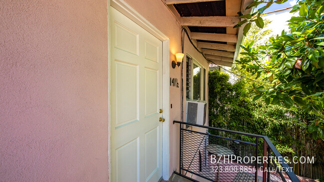 Primary Photo - CHarming 1Bedroom 1Bathroom In Prime Bever...