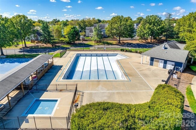 Building Photo - 8530 Walsham Dr