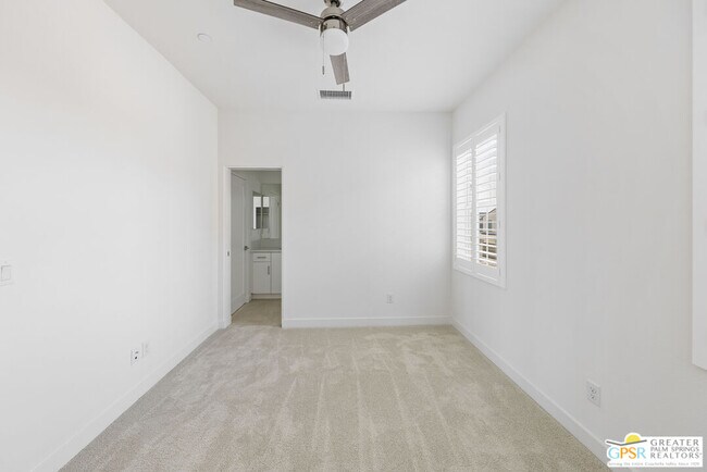 Building Photo - 35935 Hinksey St