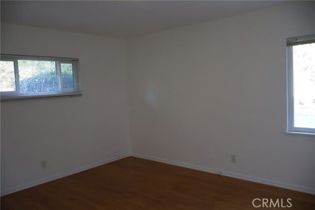 Building Photo - 2520 Louise Ave