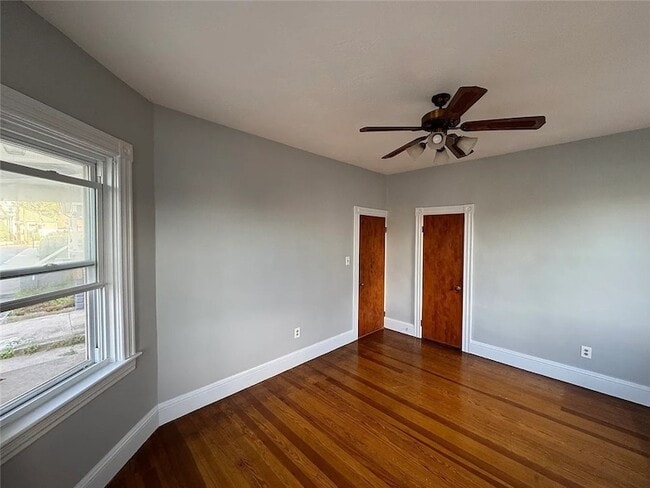 Building Photo - 43 Westerly Ave