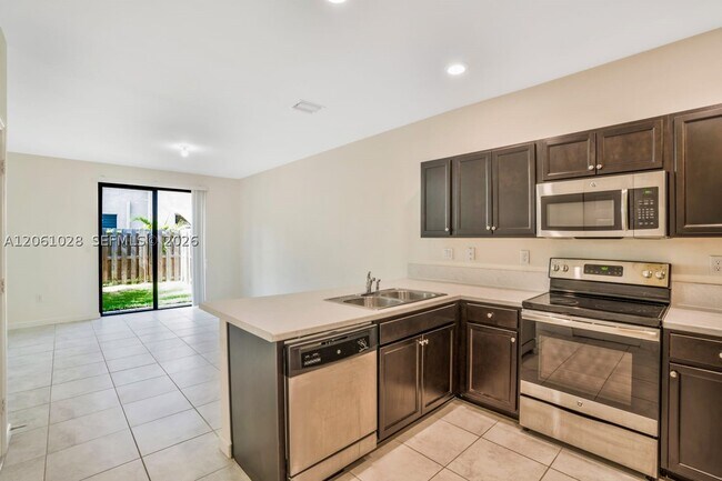 Building Photo - 11457 SW 253rd St