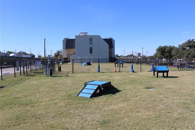 Building Photo - 11470 Audelia Rd