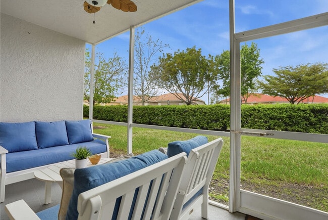 Building Photo - 7831 Regal Heron Cir