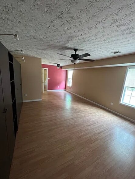Master - 70 Trelawney Dr