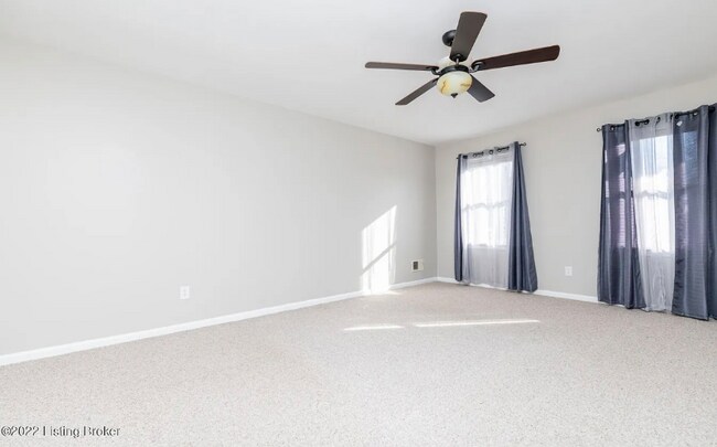 Building Photo - 810 Locust Pointe Pl