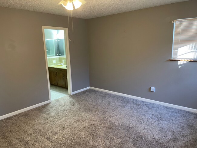 Building Photo - 1402 P St