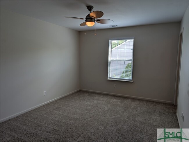 Building Photo - 325 Windmill Dr