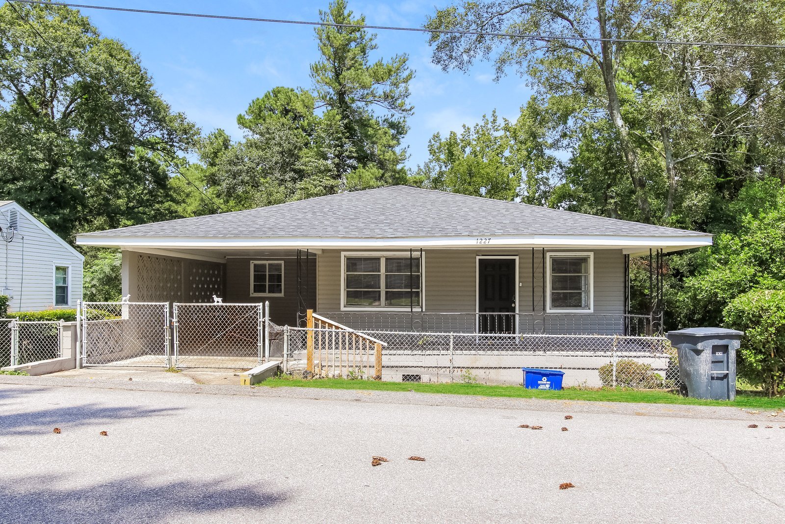Building Photo - 1227 Radiance Dr