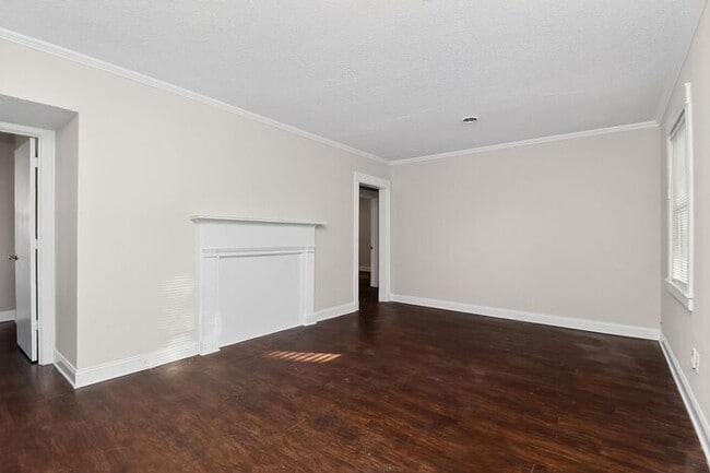 Building Photo - Charming 3BD/1BA Ranch in Charlotte!